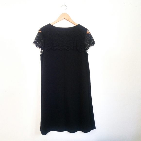 Maternity Dress with Lace - Picture 5 of 5